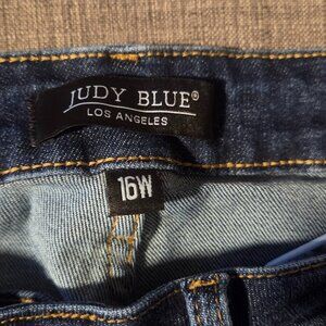Judy Blue Non Distressed Boot Cut Jeans